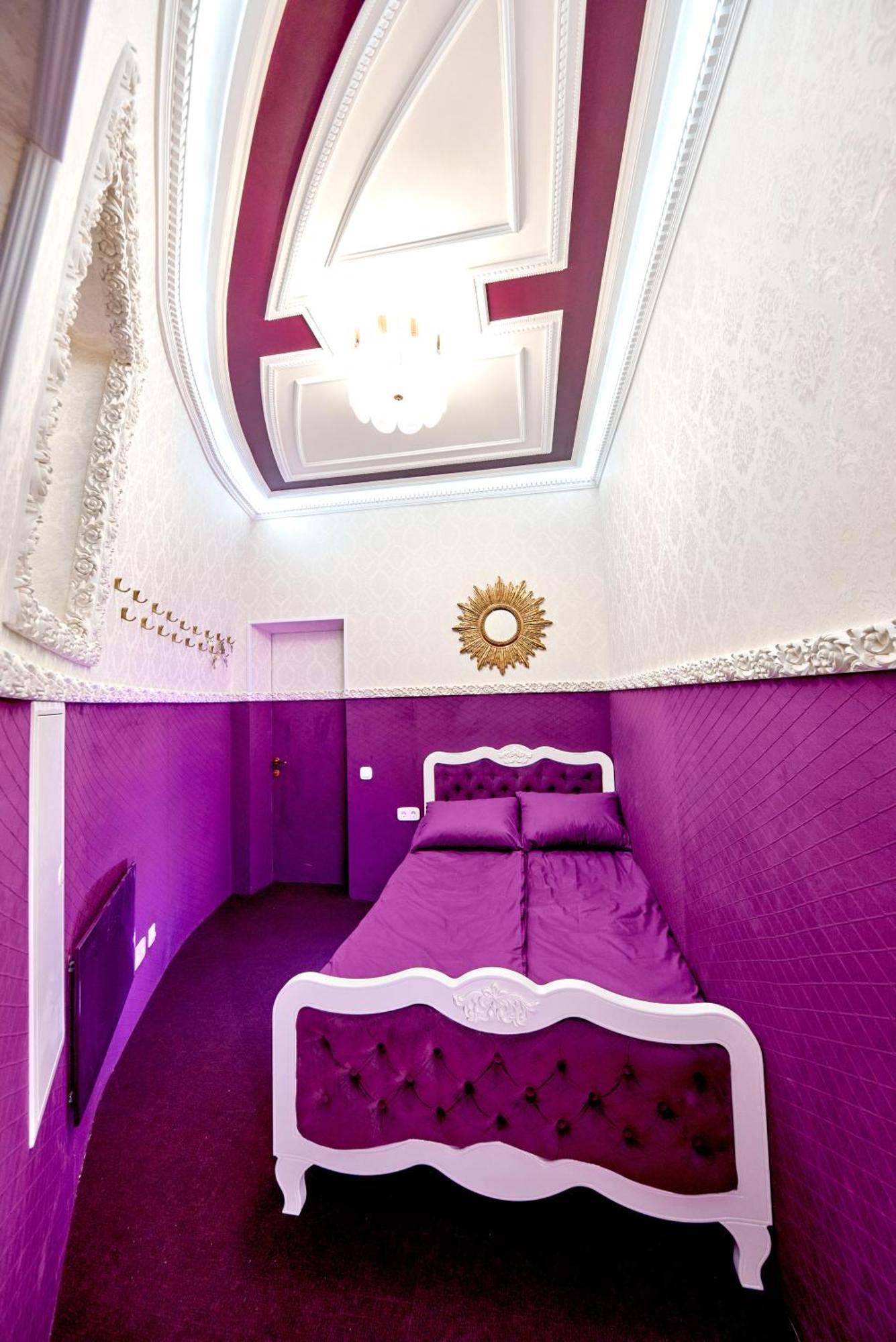 Country house Domeparty: Exclusive Dome House For Events